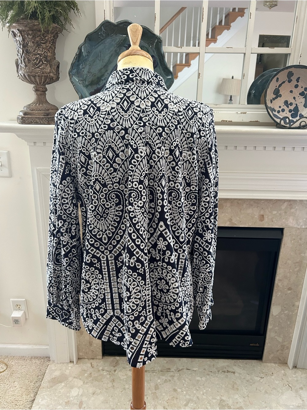 Chico's Navy and White Eyelet-Print Billowy Button Shirt - Picture 9 of 12
